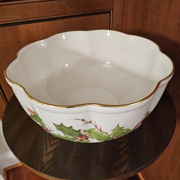 Beautiful N.S. Gustin Punch Bowl (Laurie Gates)- Rare Find - Picture 2 of 6